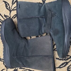 Skechers Black Avalanche Pull on Shape-Ups Boots